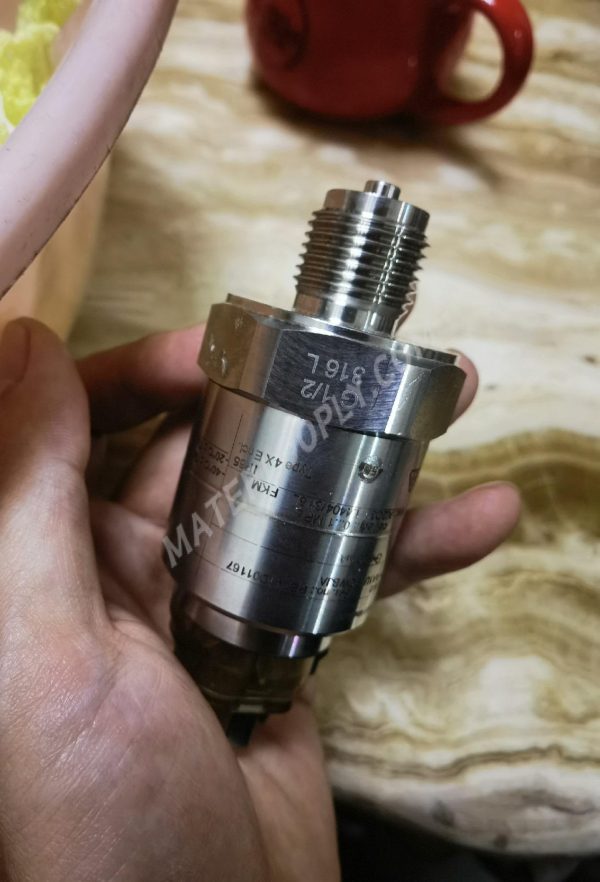E+H Pressure Transmitter PMC11-1L36/0, Ordercode PMC11-1L36/0 - Image 2
