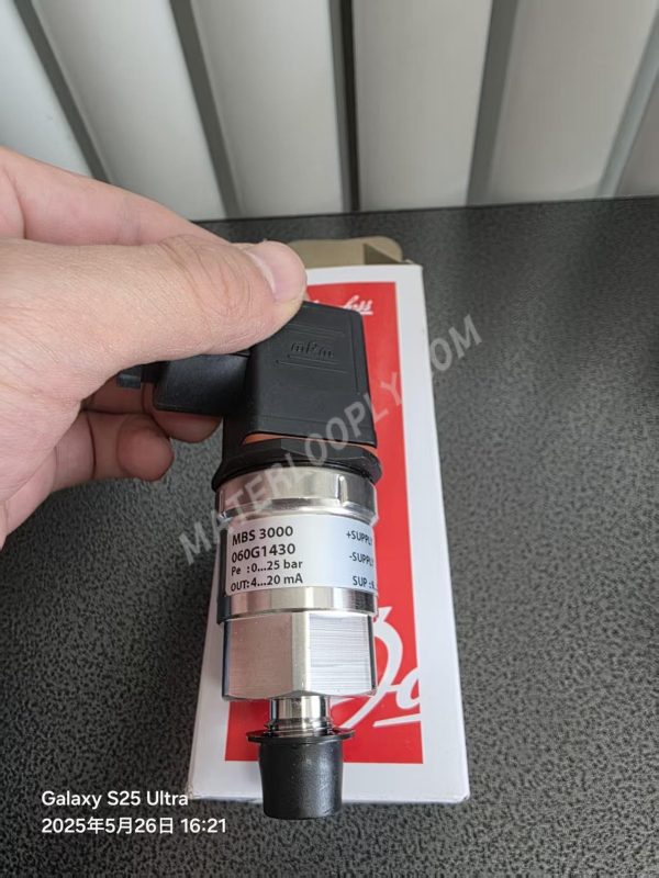 Danfoss Pressure Transmitter MBS 3000, Model 060G1430